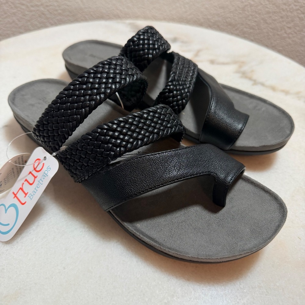 Baretraps Jaiden Black Woven Thong Sandals Womens 10M NEW